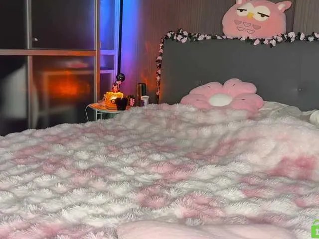 lizzyMeoww on BongaCams