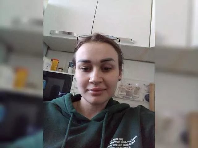 monmarter9339 on BongaCams