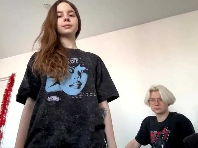 sweetNbig on BongaCams