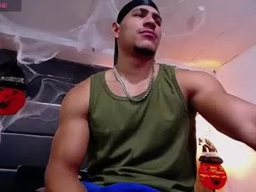 adam_fit19cm on Chaturbate