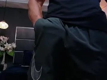 adam_fit19cm on Chaturbate