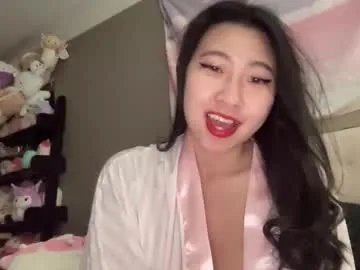 hiddenr0se on Chaturbate