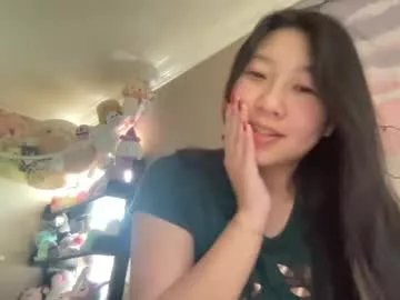 hiddenr0se on Chaturbate