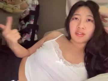 hiddenr0se on Chaturbate