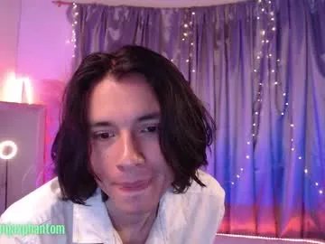 j_a_x_x_x_o_n on Chaturbate