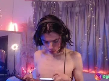 j_a_x_x_x_o_n on Chaturbate