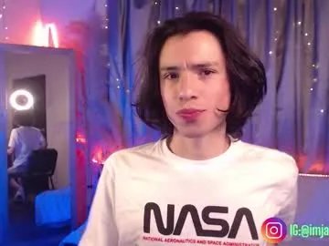 j_a_x_x_x_o_n on Chaturbate