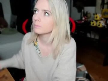 kimilee22 on Chaturbate