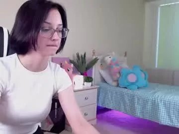 queen_kitty1818 on Chaturbate