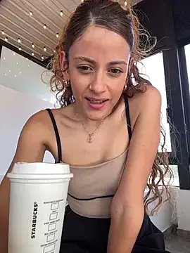 alana15 on StripChat