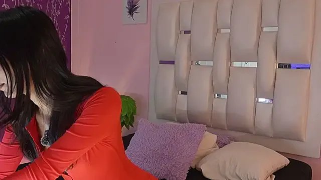 Bella19_ on StripChat