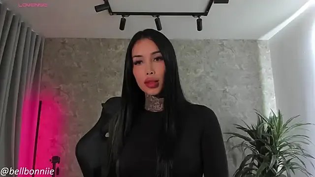 belllbonniie on StripChat